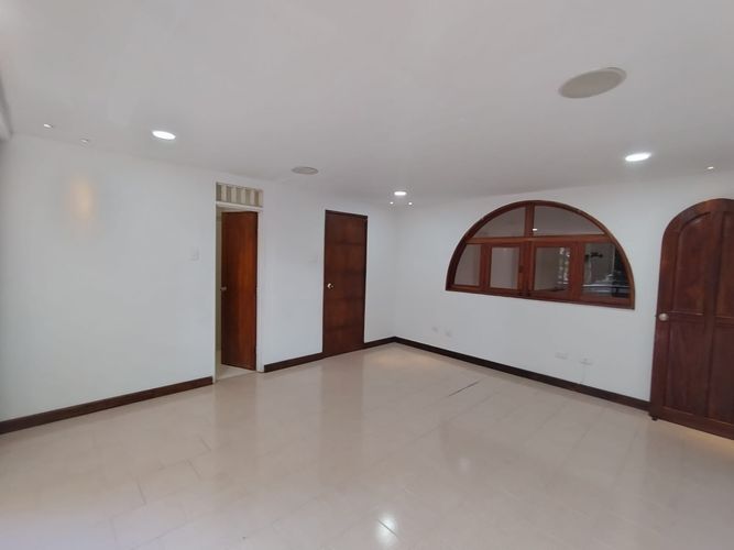 Casa de 3 alcobas en venta en San Joaquin, Cali, 380 m² · foto 11 de 20