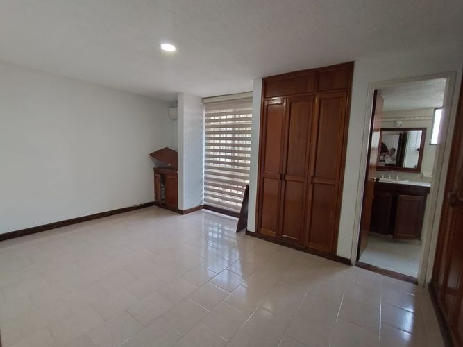 Casa de 3 alcobas en venta en San Joaquin, Cali, 380 m² · foto 14 de 20