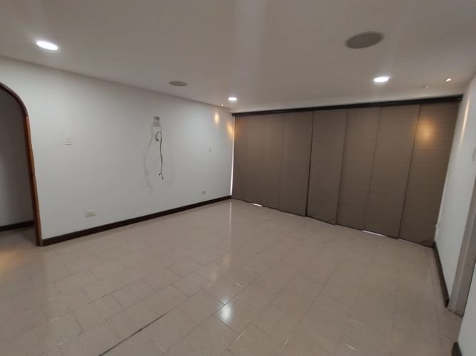 Casa de 3 alcobas en venta en San Joaquin, Cali, 380 m² · foto 15 de 20