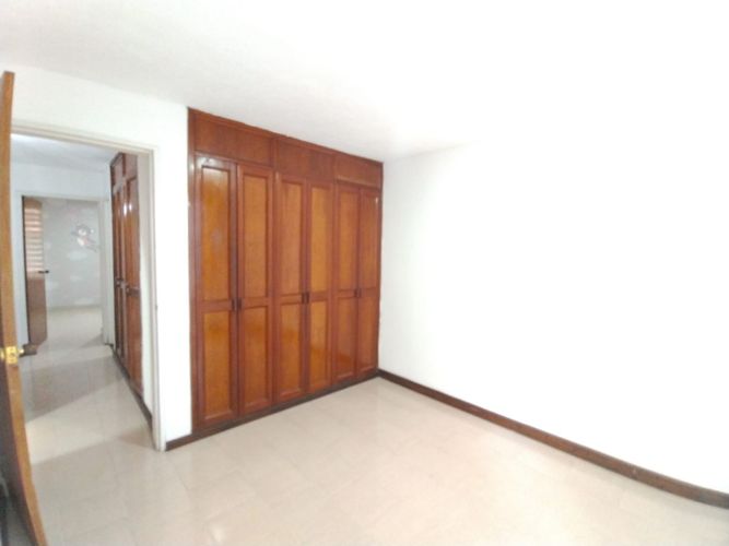 Casa de 3 alcobas en venta en San Joaquin, Cali, 380 m² · foto 16 de 20