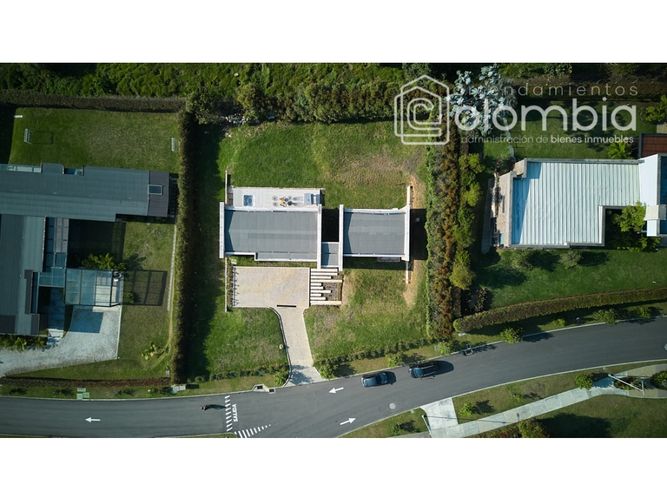 Casa de 3 alcobas en venta en Las Palmas, Envigado, 350 m² · foto 6 de 24