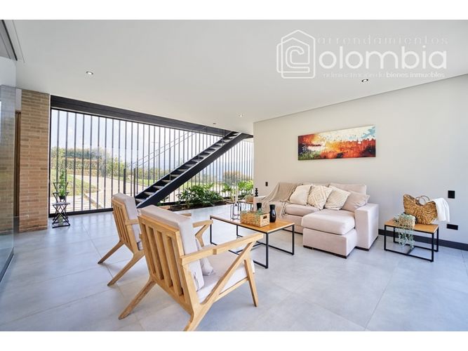 Casa de 3 alcobas en venta en Las Palmas, Envigado, 350 m² · foto 9 de 24