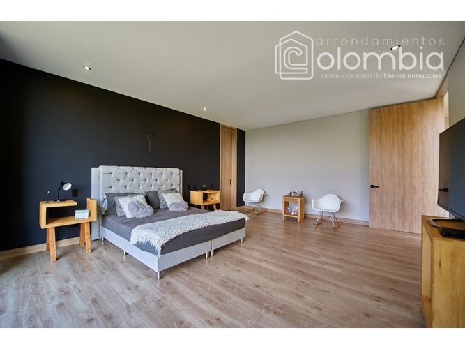 Casa de 3 alcobas en venta en Las Palmas, Envigado, 350 m² · foto 19 de 24