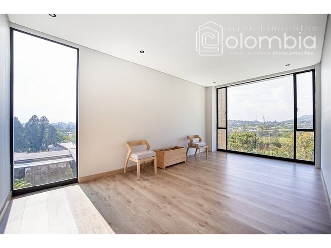 Casa de 3 alcobas en venta en Las Palmas, Envigado, 350 m² · foto 24 de 24