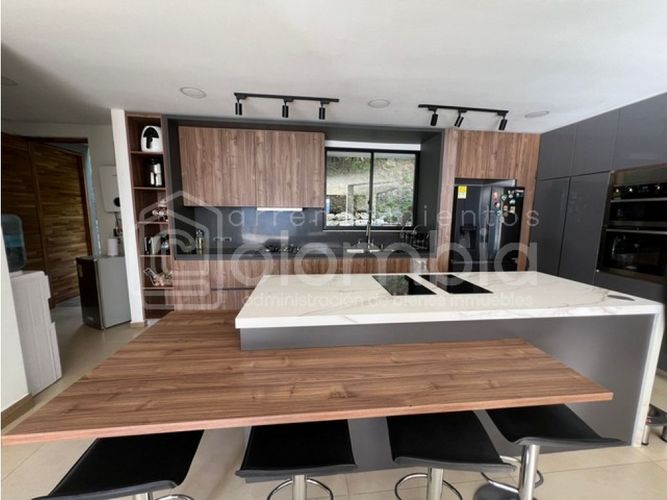 Finca en venta en Monta�Ita, Copacabana, 620 m² · foto 4 de 11