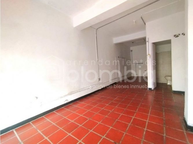 Local en arriendo en La Magnolia, Envigado, 35 m² · foto 4 de 7