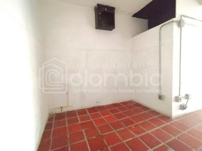 Local en arriendo en La Magnolia, Envigado, 35 m² · foto 5 de 7