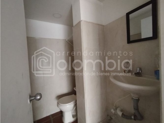 Local en arriendo en La Magnolia, Envigado, 35 m² · foto 6 de 7