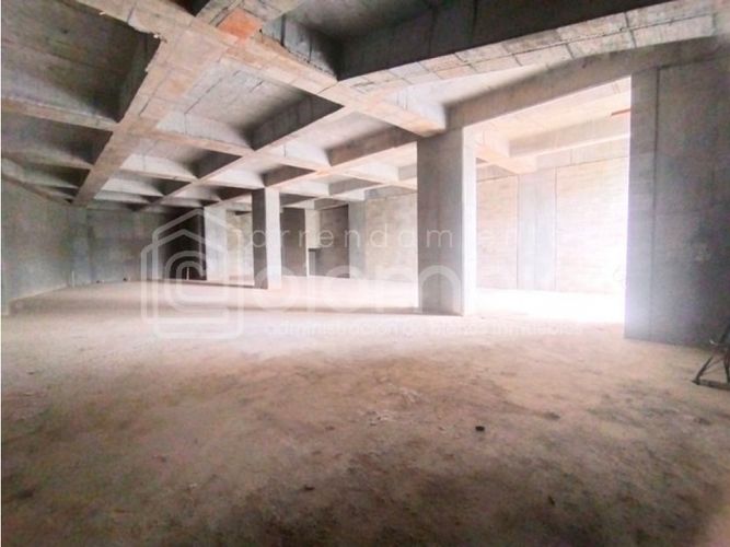 Local en arriendo en Loma Del Barro, Envigado, 76 m² · foto 2 de 4
