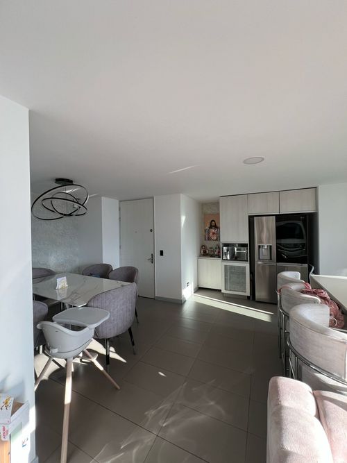 Apartamento de 2 alcobas en venta en Las Palmas, Envigado, 94 m² · foto 2 de 13