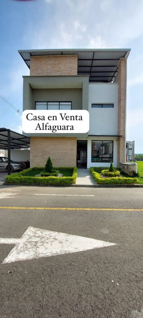 Casa de 5 alcobas en venta en Alfaguara, Jamundí, 540 m² · foto 2 de 17