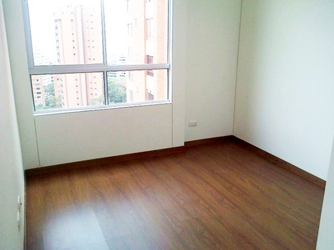 Apartamento de 2 alcobas en arriendo en El Poblado, Medellín, 103 m² · foto 8 de 12