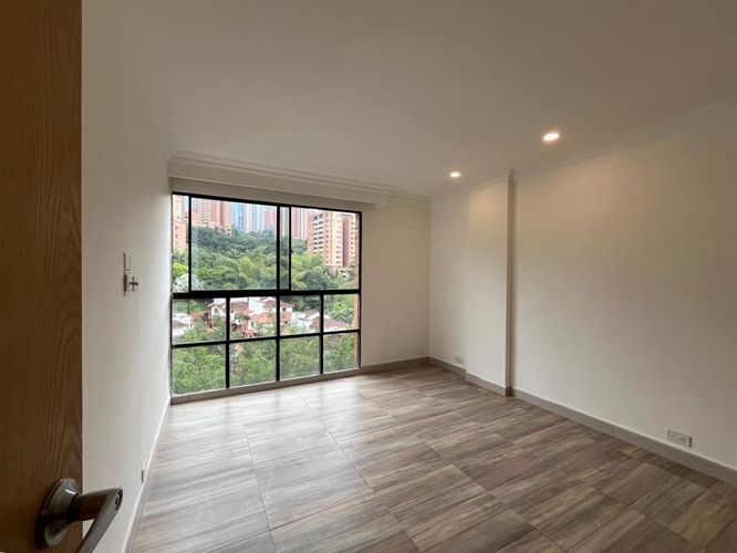 Apartamento de 3 alcobas en arriendo en El Poblado, Medellín, 168 m² · foto 11 de 19