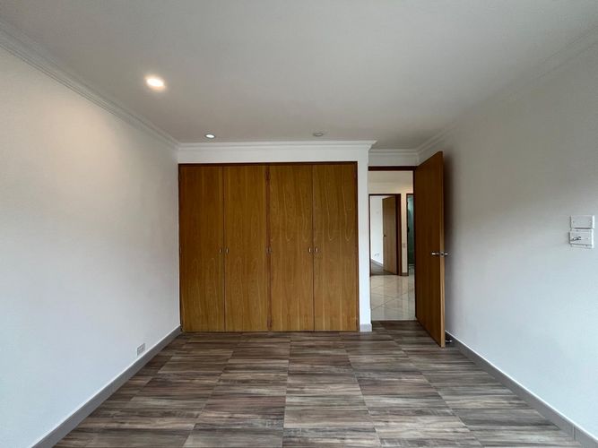 Apartamento de 3 alcobas en arriendo en El Poblado, Medellín, 168 m² · foto 16 de 19