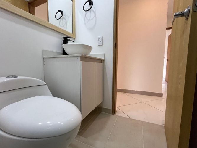 Apartamento de 3 alcobas en arriendo en El Poblado, Medellín, 168 m² · foto 17 de 19