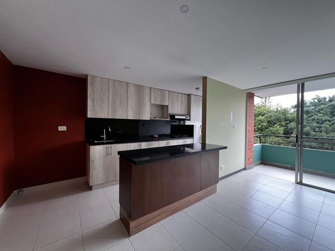 Apartamento de 3 alcobas en arriendo en Cumbres, Envigado, 80 m² · foto 5 de 18
