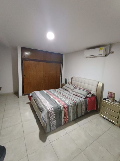 Casa en venta en Los Alpes, Barranquilla, 450 m² · foto 2 de 4