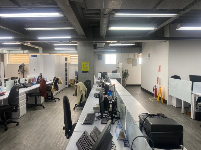 Oficina en arriendo en El Poblado, Medellín, 450 m² · foto 2 de 19