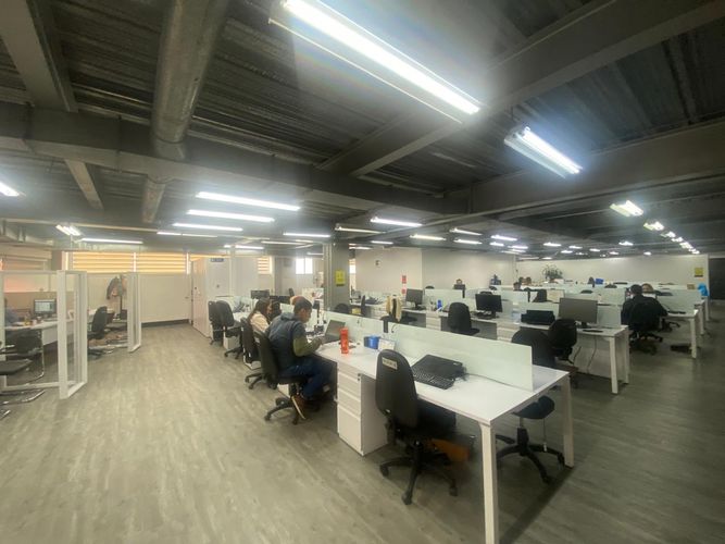 Oficina en arriendo en El Poblado, Medellín, 450 m² · foto 3 de 19