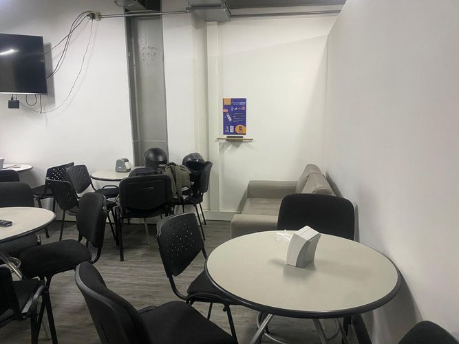 Oficina en arriendo en El Poblado, Medellín, 450 m² · foto 7 de 19