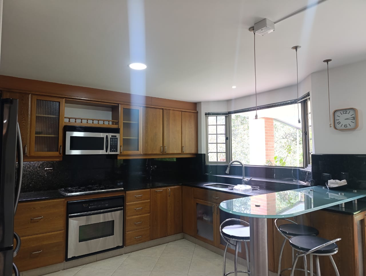 Casa en arriendo en El Poblado, Medellín · foto 6 de 20