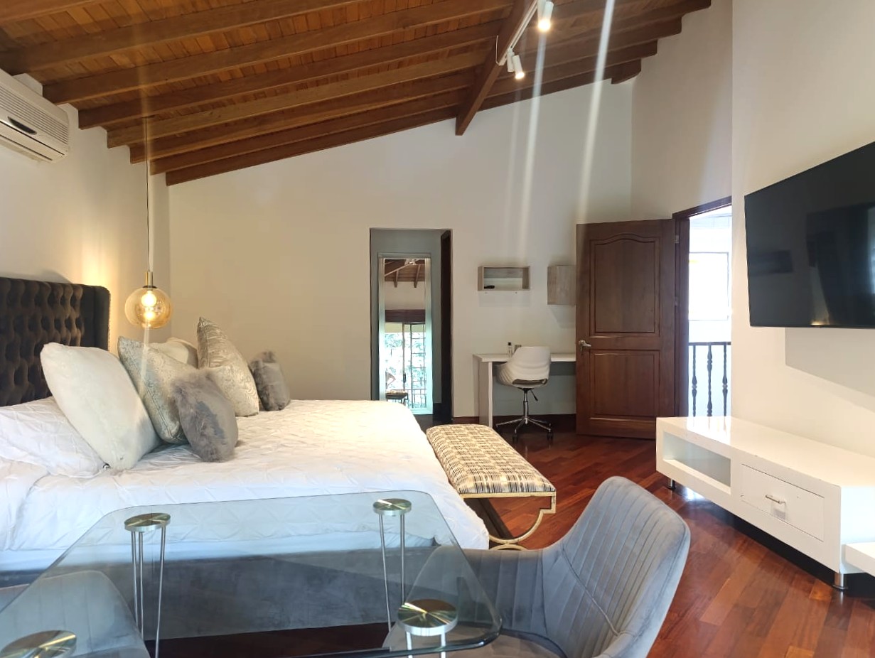 Casa en arriendo en El Poblado, Medellín · foto 15 de 20