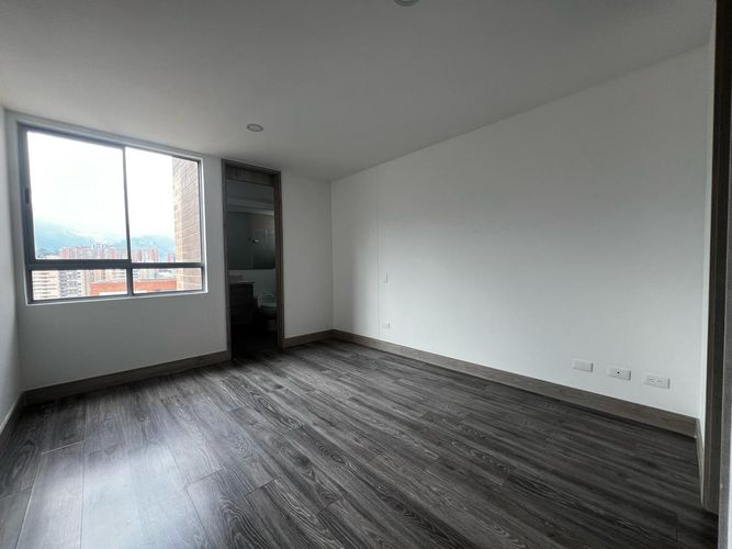 Apartamento de 3 alcobas en arriendo en Montessori, Envigado, 97 m² · foto 9 de 17