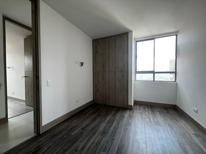 Apartamento de 3 alcobas en arriendo en Montessori, Envigado, 97 m² · foto 14 de 17