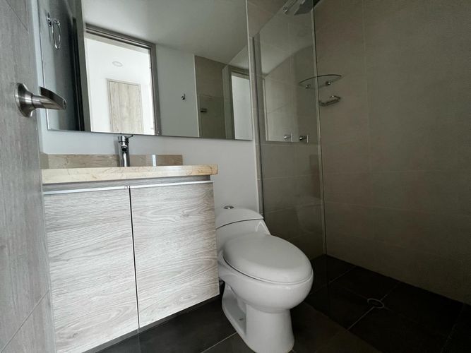 Apartamento de 3 alcobas en arriendo en Montessori, Envigado, 97 m² · foto 15 de 17