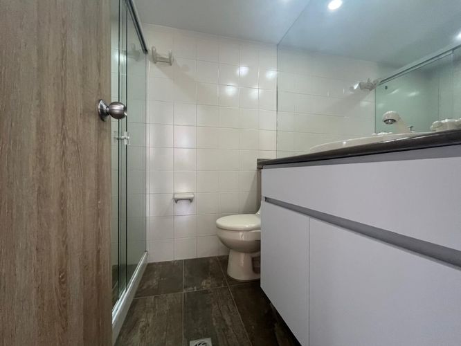Apartamento de 3 alcobas en arriendo en El Poblado, Medellín, 154 m² · foto 16 de 18