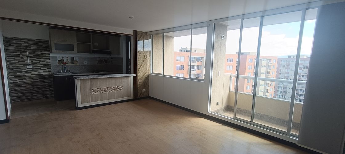 Apartamento de 3 alcobas en arriendo en Gran Granada, Bogotá, 85 m² · foto 2 de 22