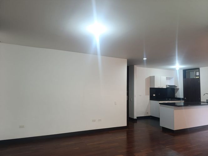 Apartamento de 1 alcoba en arriendo en El Poblado, Medellín, 66 m² · foto 5 de 17