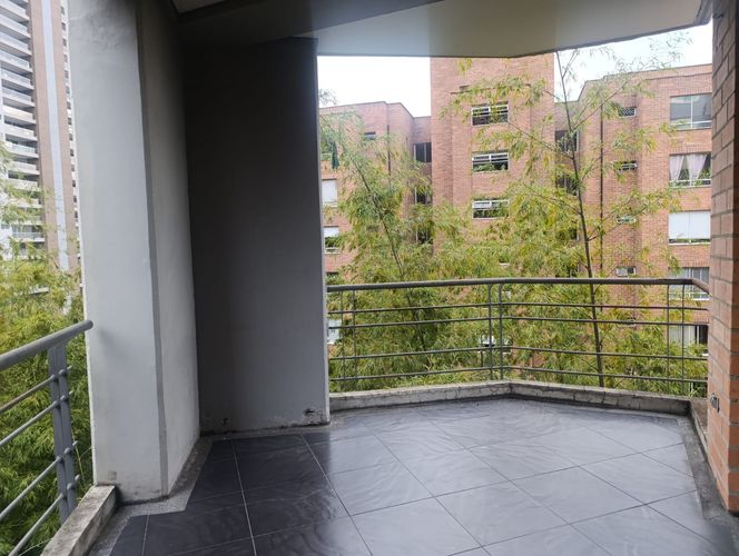 Apartamento de 1 alcoba en arriendo en El Poblado, Medellín, 66 m² · foto 17 de 17