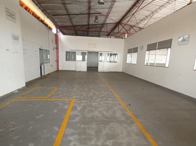 Bodega en arriendo en Conucos, Bucaramanga, 1424 m² · foto 10 de 12