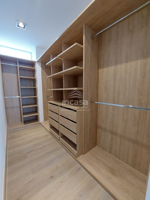 Apartamento de 3 alcobas en venta en Normandia, Cali, 221 m² · foto 9 de 24