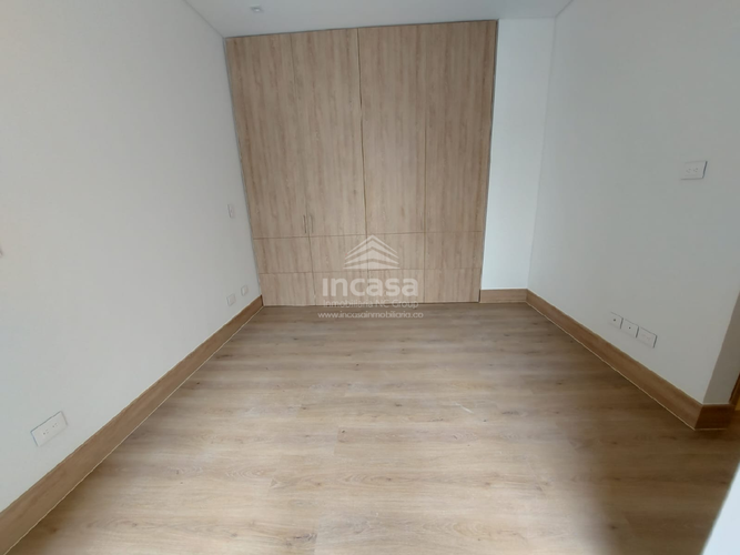 Apartamento de 3 alcobas en venta en Normandia, Cali, 221 m² · foto 21 de 24
