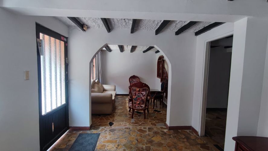 Casa de 4 alcobas en venta en Los Alamos, Manizales, 190 m² · foto 3 de 24