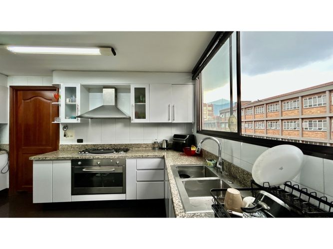 Apartamento en venta en Usaquen, Bogotá · foto 9 de 24