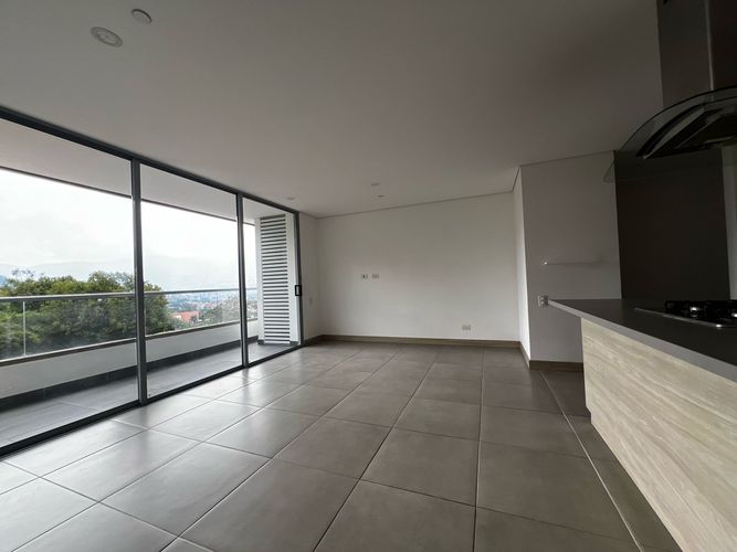 Apartamento de 2 alcobas en arriendo en Cumbres, Envigado, 77 m² · foto 3 de 17