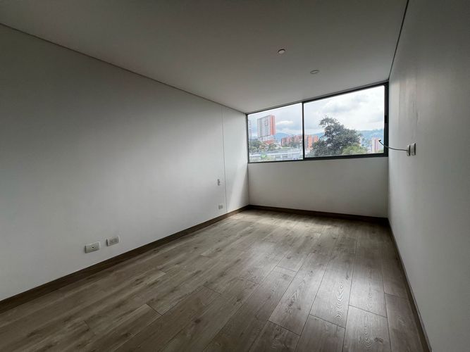 Apartamento de 2 alcobas en arriendo en Cumbres, Envigado, 77 m² · foto 13 de 17