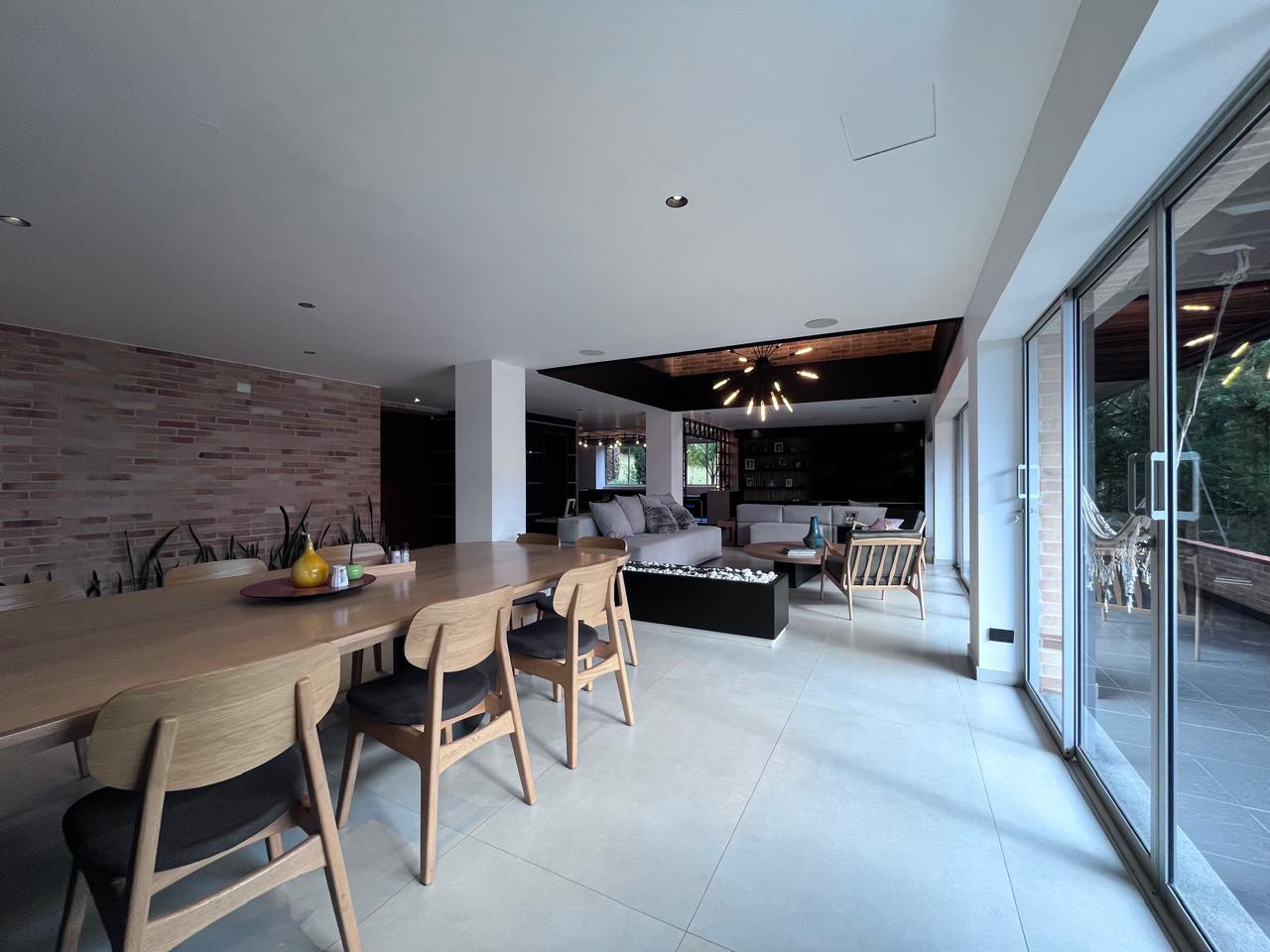 Casa en venta en Loma Del Chocho, Envigado · foto 2 de 20