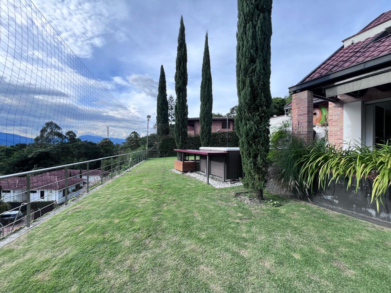 Casa en venta en Loma Del Chocho, Envigado · foto 19 de 20