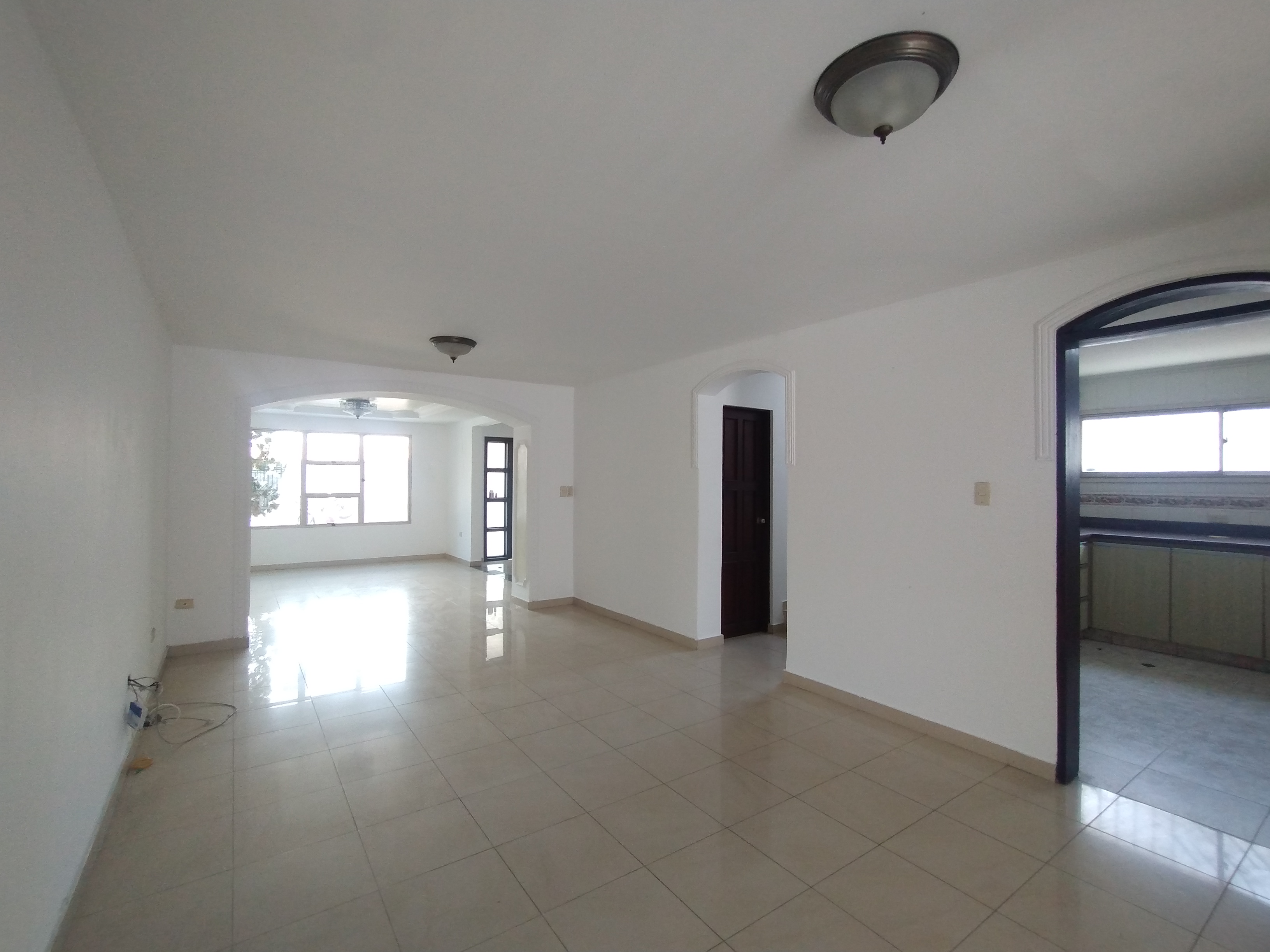 Casa en venta en Altos Del Limon, Barranquilla · foto 2 de 20