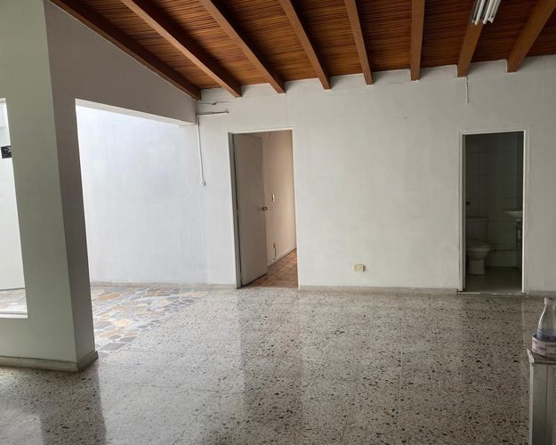 Oficina en arriendo en Laureles, Medellín, 260 m² · foto 17 de 17