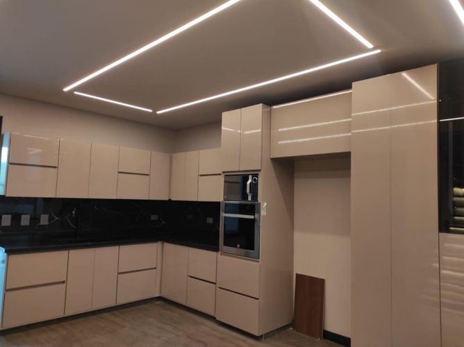 Casa de 3 alcobas en venta en Llano Grande, Rionegro, 206 m² · foto 2 de 10