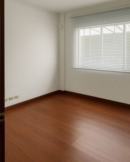 Casa de 6 alcobas en venta en Alhambra, Bogotá, 347 m² · foto 8 de 18