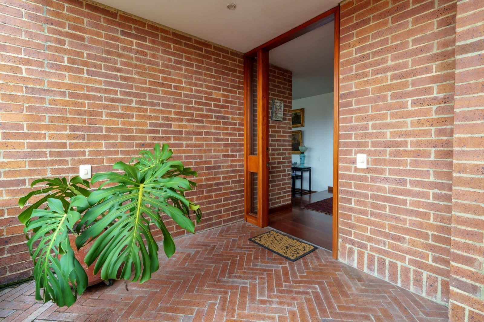 Casa en venta en Cerros De Suba, Bogotá · foto 3 de 23