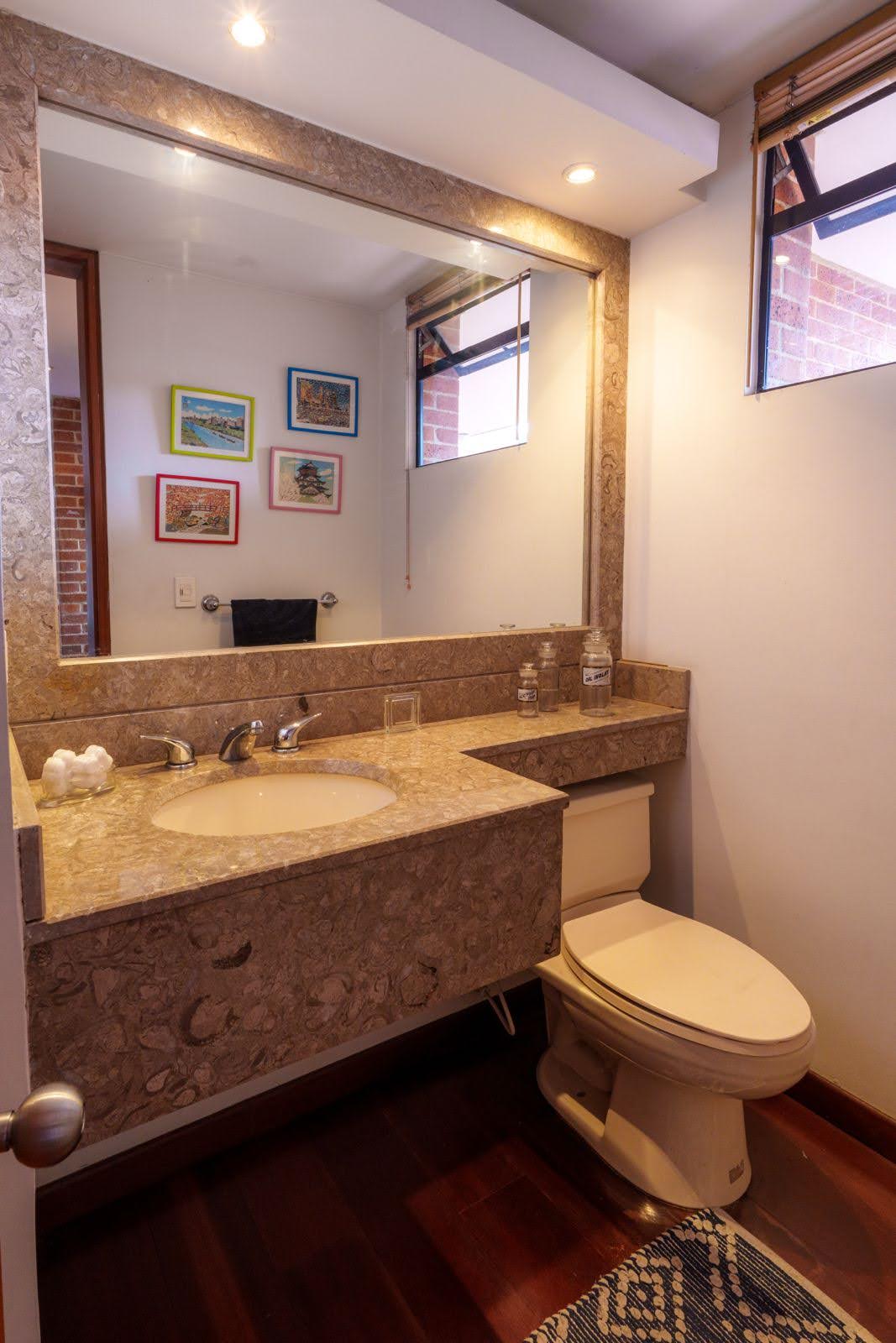 Casa en venta en Cerros De Suba, Bogotá · foto 9 de 23