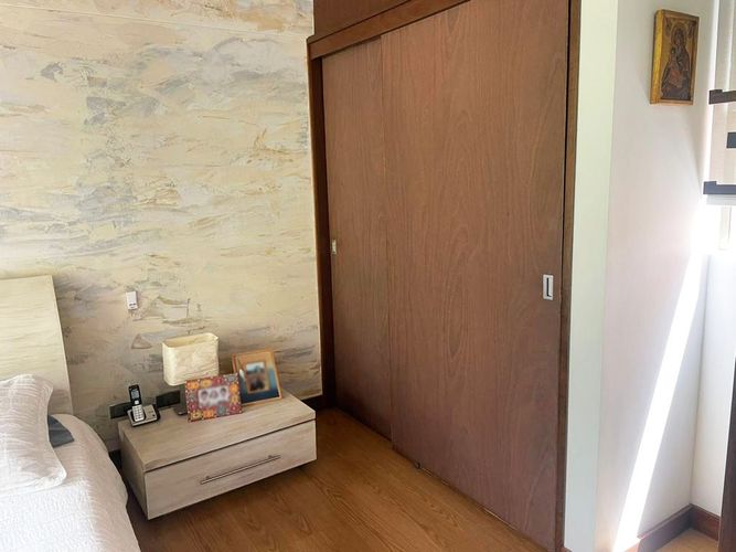 Casa de 3 alcobas en arriendo en Loma El Atravesado, Envigado, 210 m² · foto 13 de 20