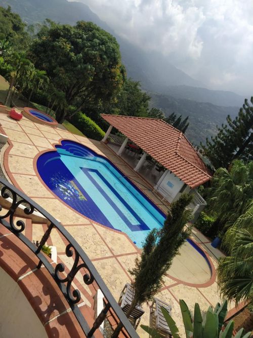 Finca en venta en Actividad Multiple, Copacabana, 4300 m² · foto 2 de 4